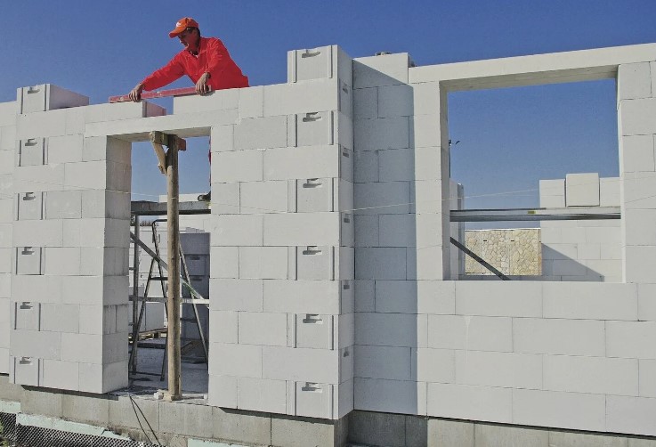 Строительство домов из газобетона: технология будущего